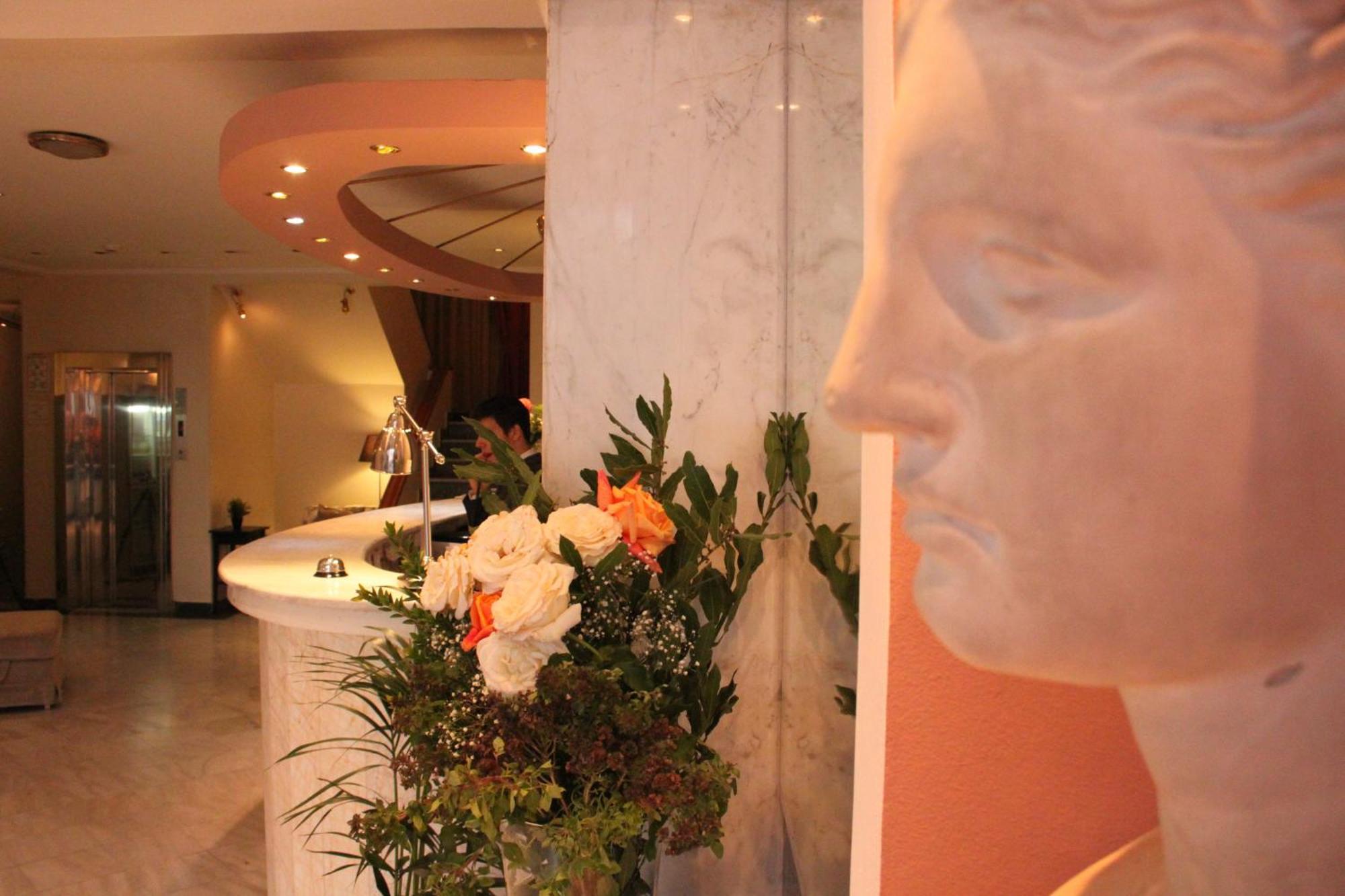 Achillion Hotel Athens Exterior photo